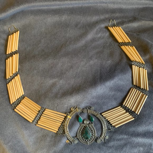 Unique malachite belt. Either reed or bamboo. metal design and clasp, 32 '' long - Picture 2 of 5